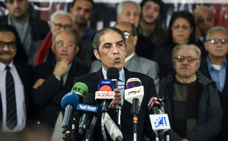  صراعات النخبة واستقطابات الجماهير.. النقد الذاتي (28)
