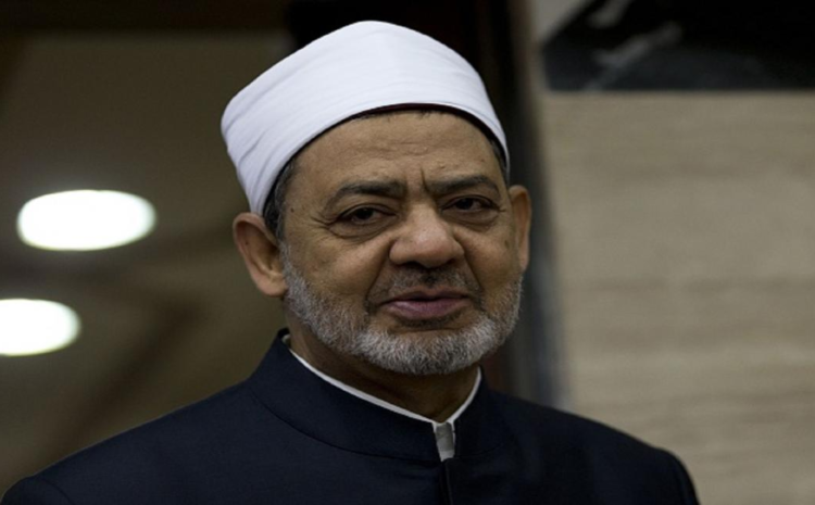 من يتاجر بالدين؟